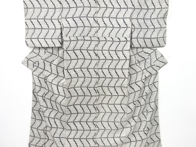 本総絞りよろけ縞に横段模様小紋着物：リサイクル・アンティーク